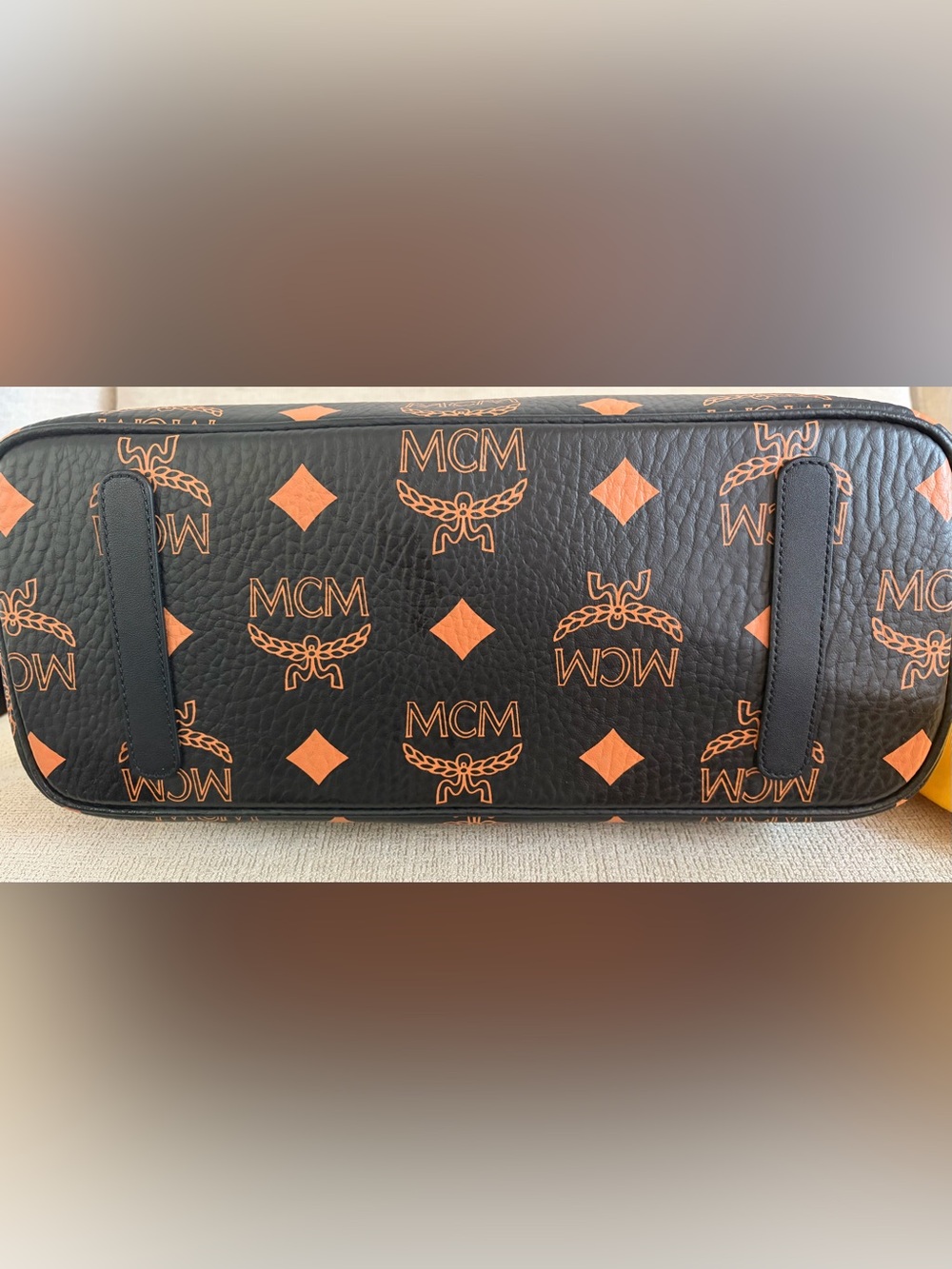 NWT MCM Aren Visetos Monogram Tote - Picture 3 of 4